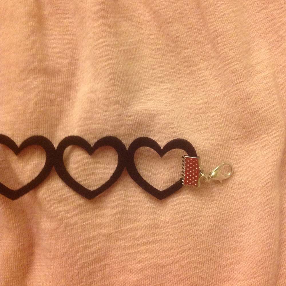❤️ OPEN HEART BLACK CHOKER NECKLACE - Picture 4 of 6